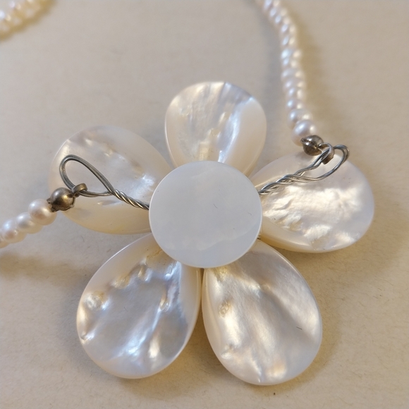 Freshwater Pearl Flower Necklace - Picture 9 of 16